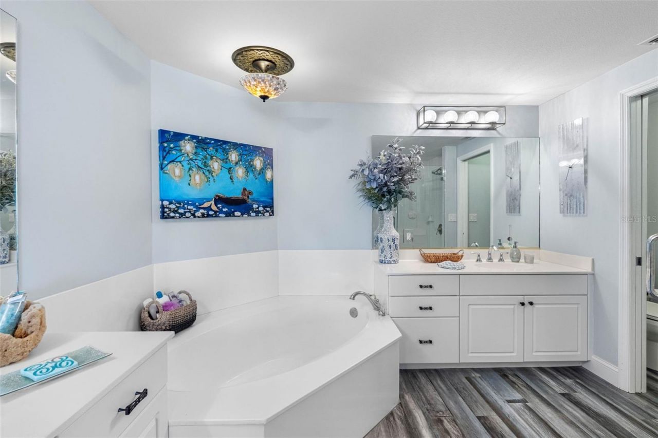 19710 Gulf Boulevard, Unit 301, Indian Shores, FL 33785 Photo