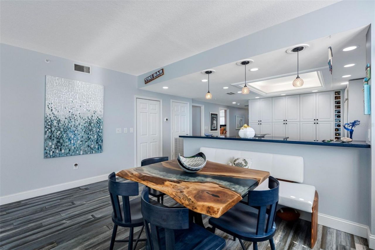 19710 Gulf Boulevard, Unit 301, Indian Shores, FL 33785 Photo