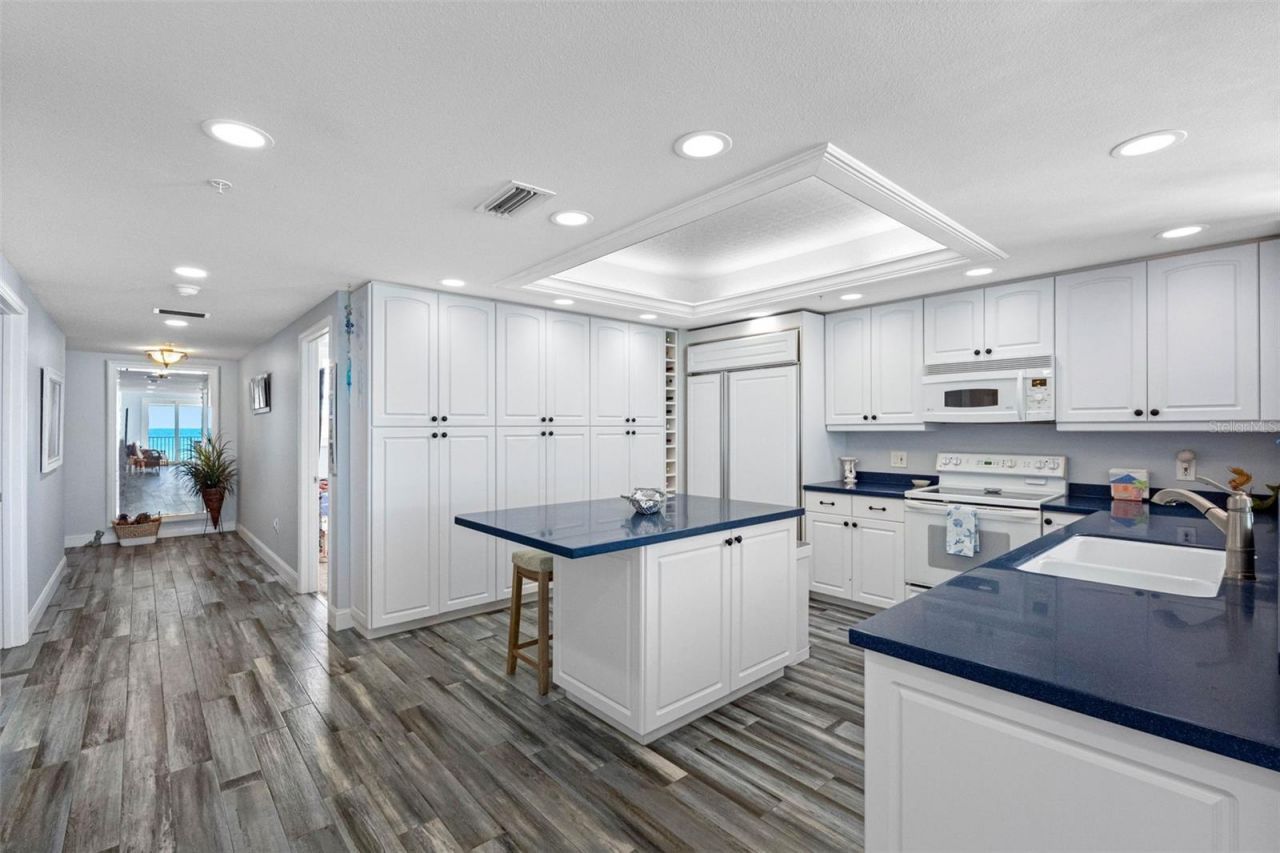19710 Gulf Boulevard, Unit 301, Indian Shores, FL 33785 Photo