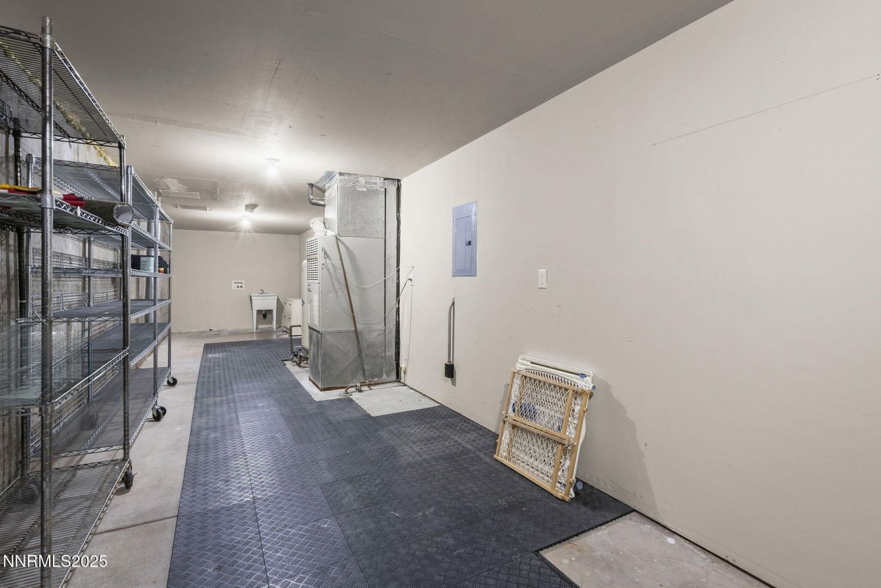 1100 Out-r-way, Gardnerville, NV 89410 Photo