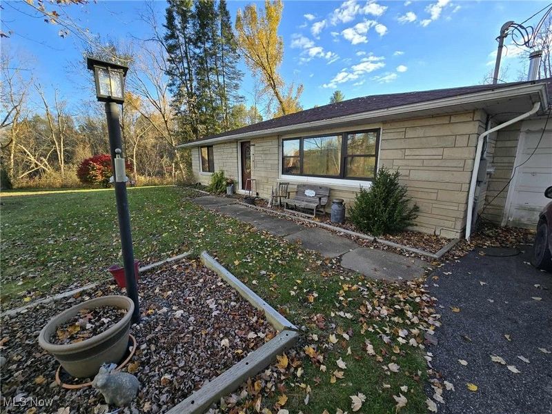 5429 US Route 422, Southington, OH 44470 Photo 3