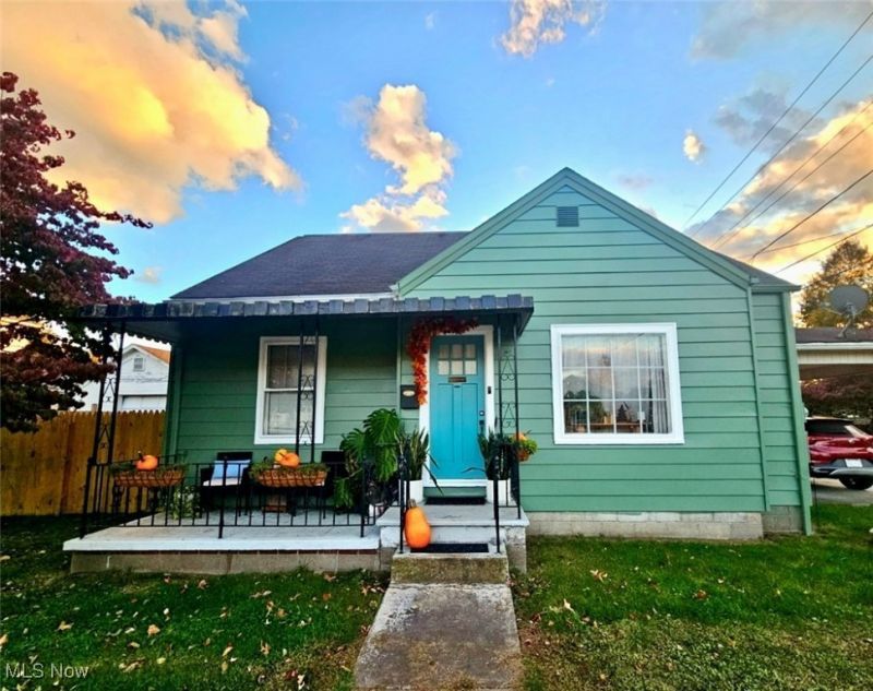 308 Cherry Street, Saint Marys, WV 26170 Main Photo