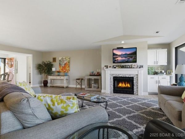 85 Lajolla Drive, Unit 353, Lake Ozark, MO 65049