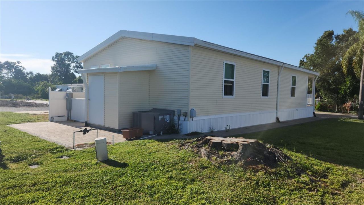 3210 Ash Terrace, Sarasota, FL 34237 Photo