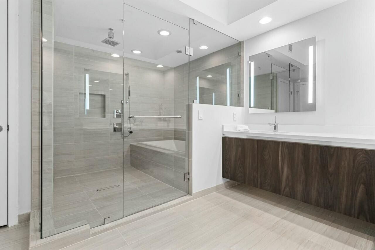 1180 N Federal Highway, Unit 1409, Fort Lauderdale, FL 33304 Photo