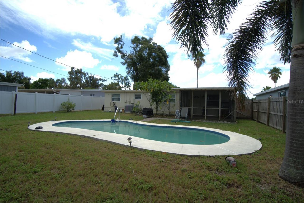 4801 28th Avenue N, Saint Petersburg, FL 33713 Photo