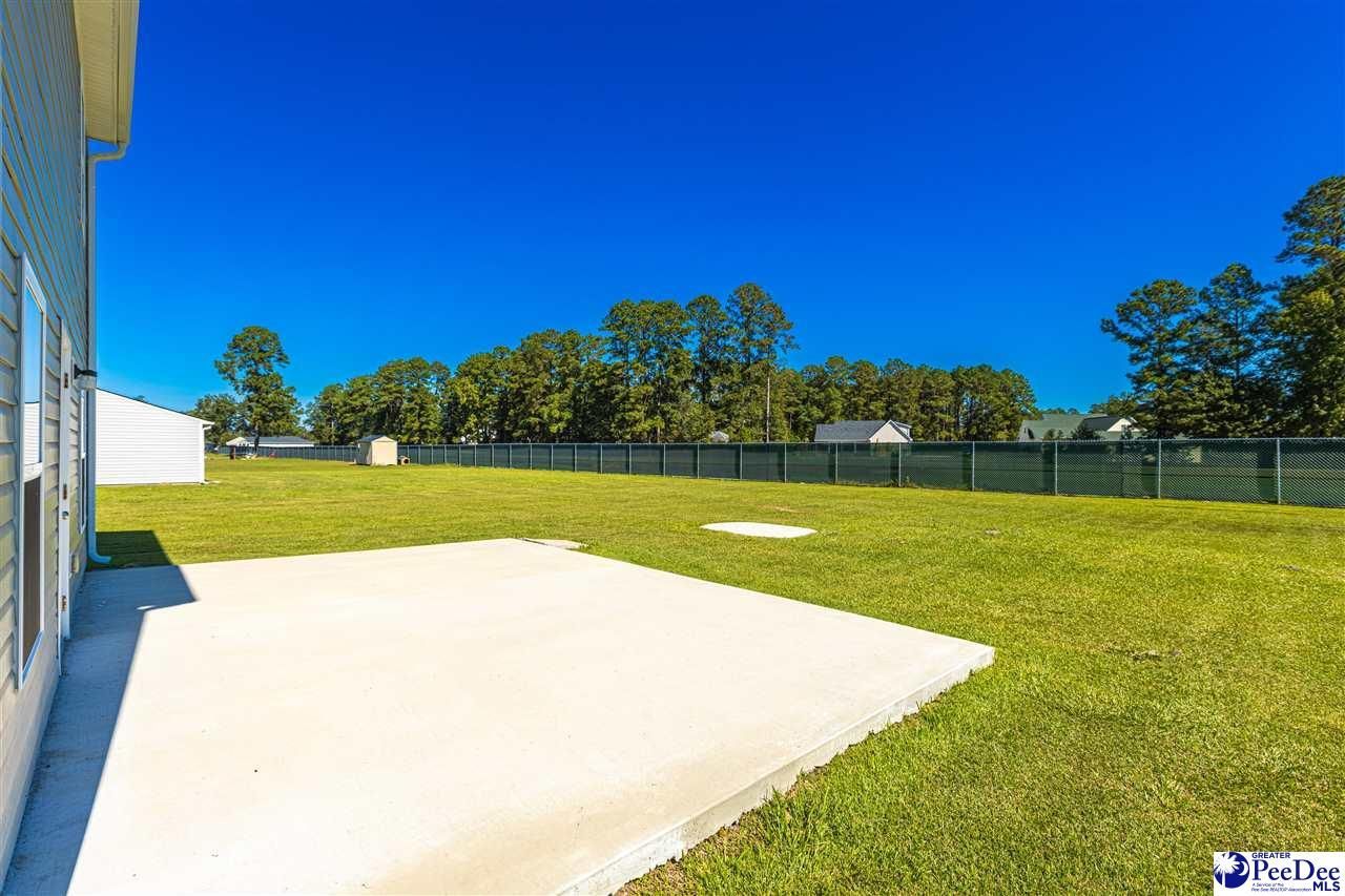 722 Twin Oaks Circle Photo 7