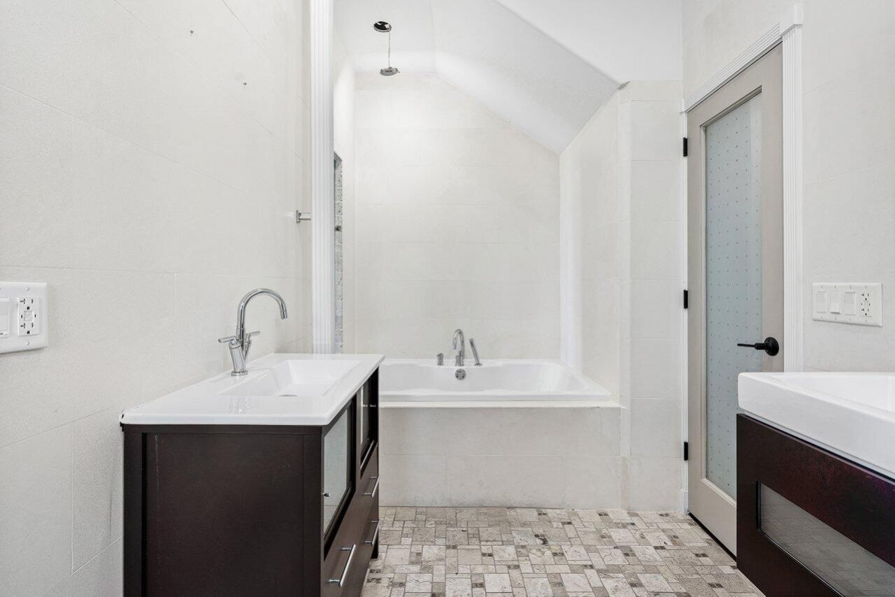 1 S 18th Avenue S, Lake Worth Beach, FL 33460 Photo