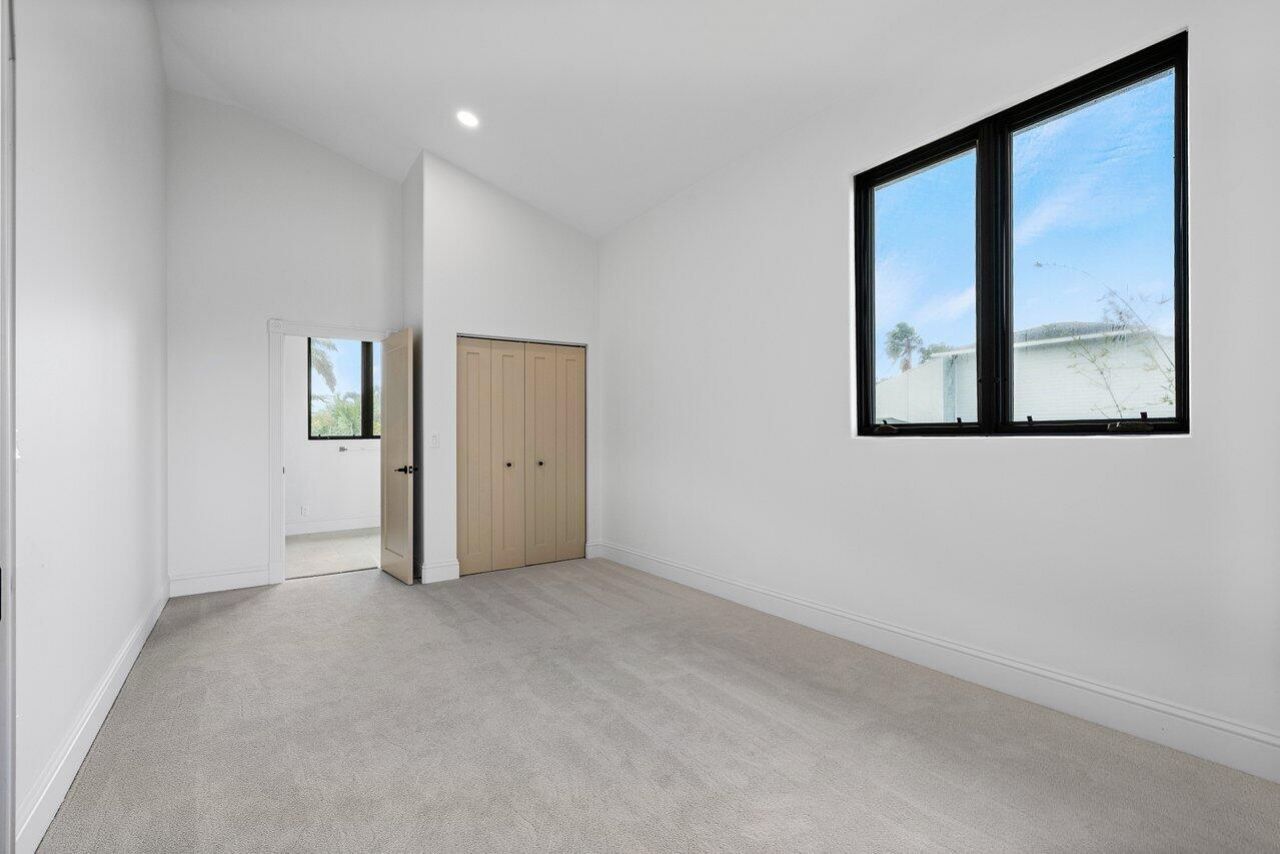 1 S 18th Avenue S, Lake Worth Beach, FL 33460 Photo