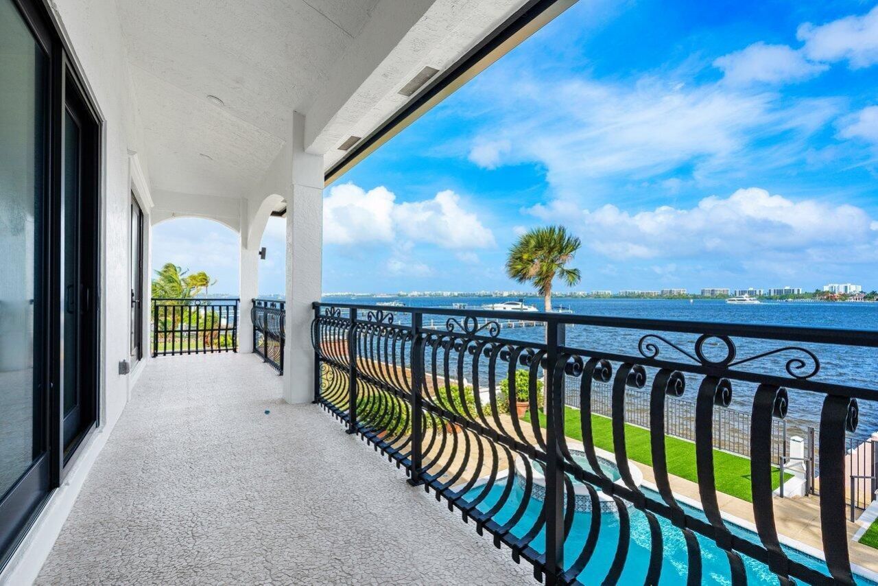 1 S 18th Avenue S, Lake Worth Beach, FL 33460 Photo