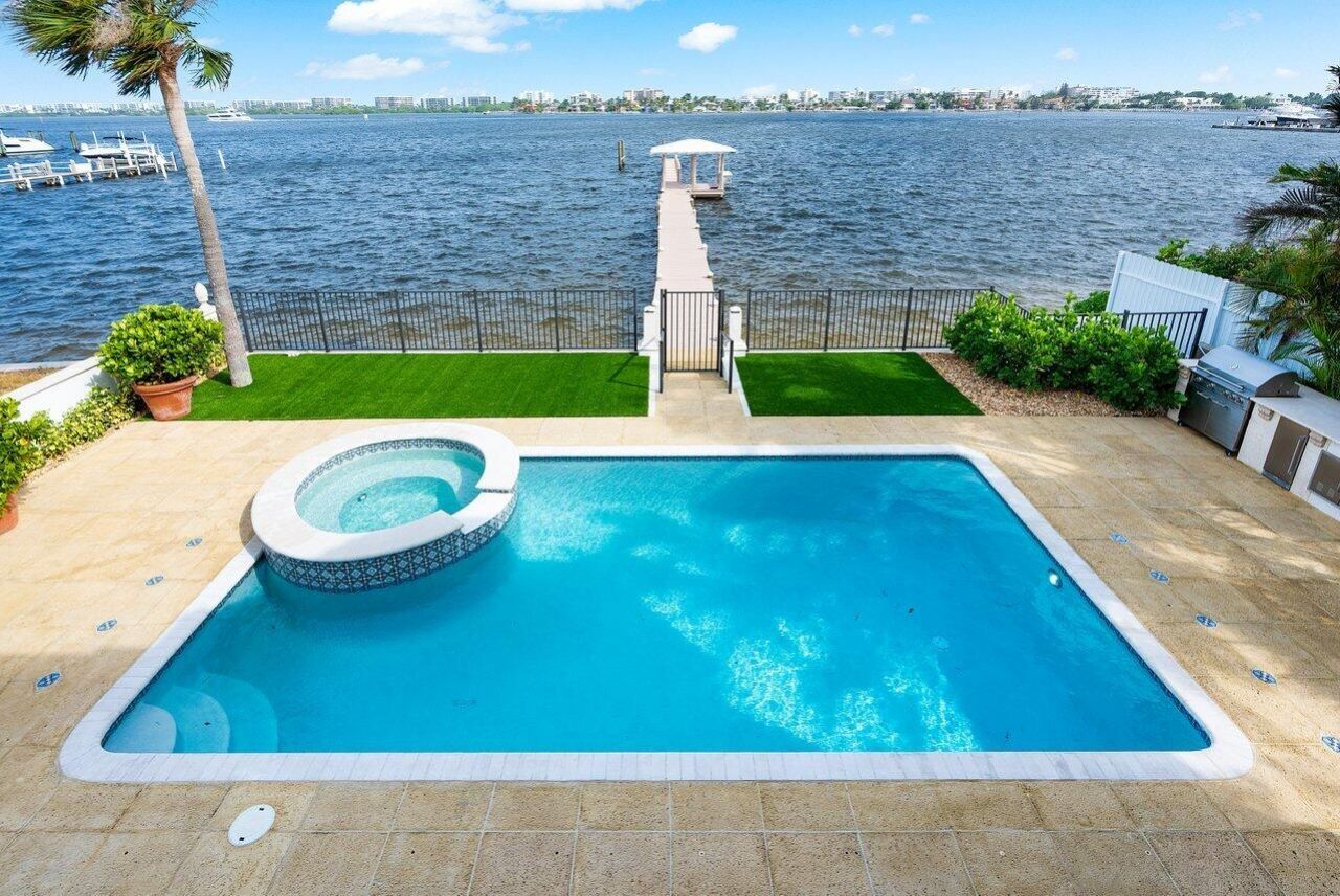 1 S 18th Avenue S, Lake Worth Beach, FL 33460 Photo