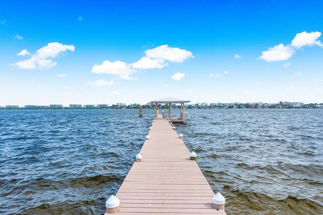 1 S 18th Avenue S, Lake Worth Beach, FL 33460 Photo