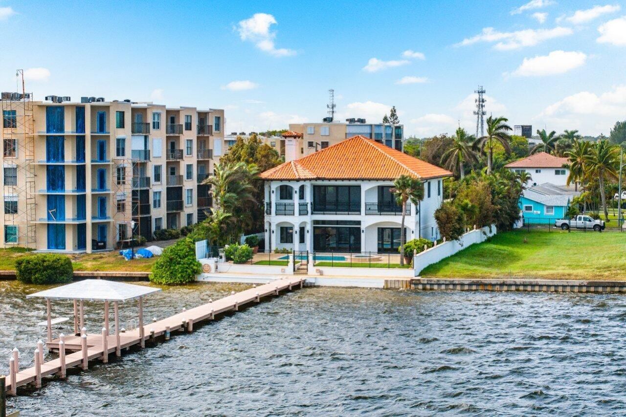 1 S 18th Avenue S, Lake Worth Beach, FL 33460 Photo