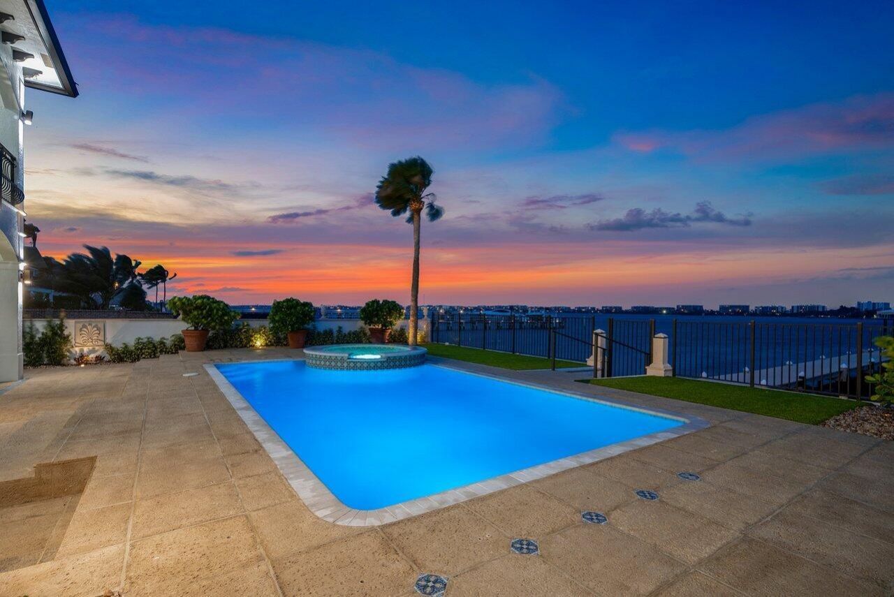 1 S 18th Avenue S, Lake Worth Beach, FL 33460 Photo