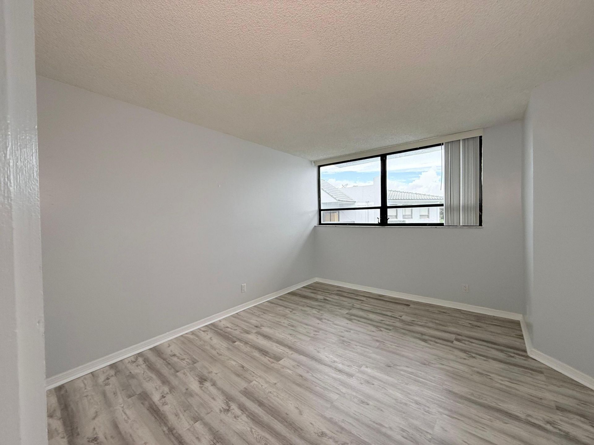 1720 N Congress Avenue, Unit 404, West Palm Beach, FL 33401 Photo