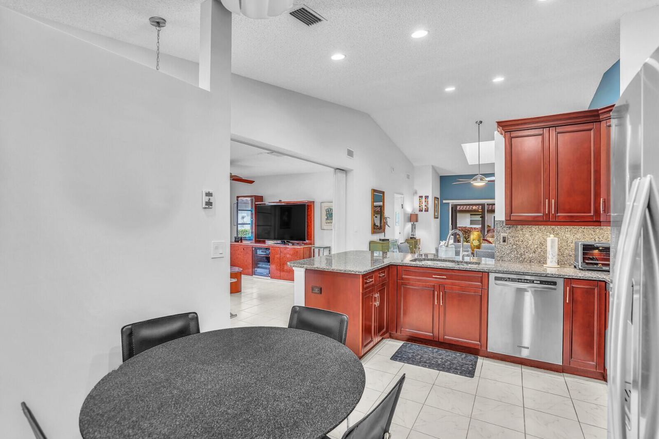 6099 Waldwick Circle, Delray Beach, FL 33484 Photo