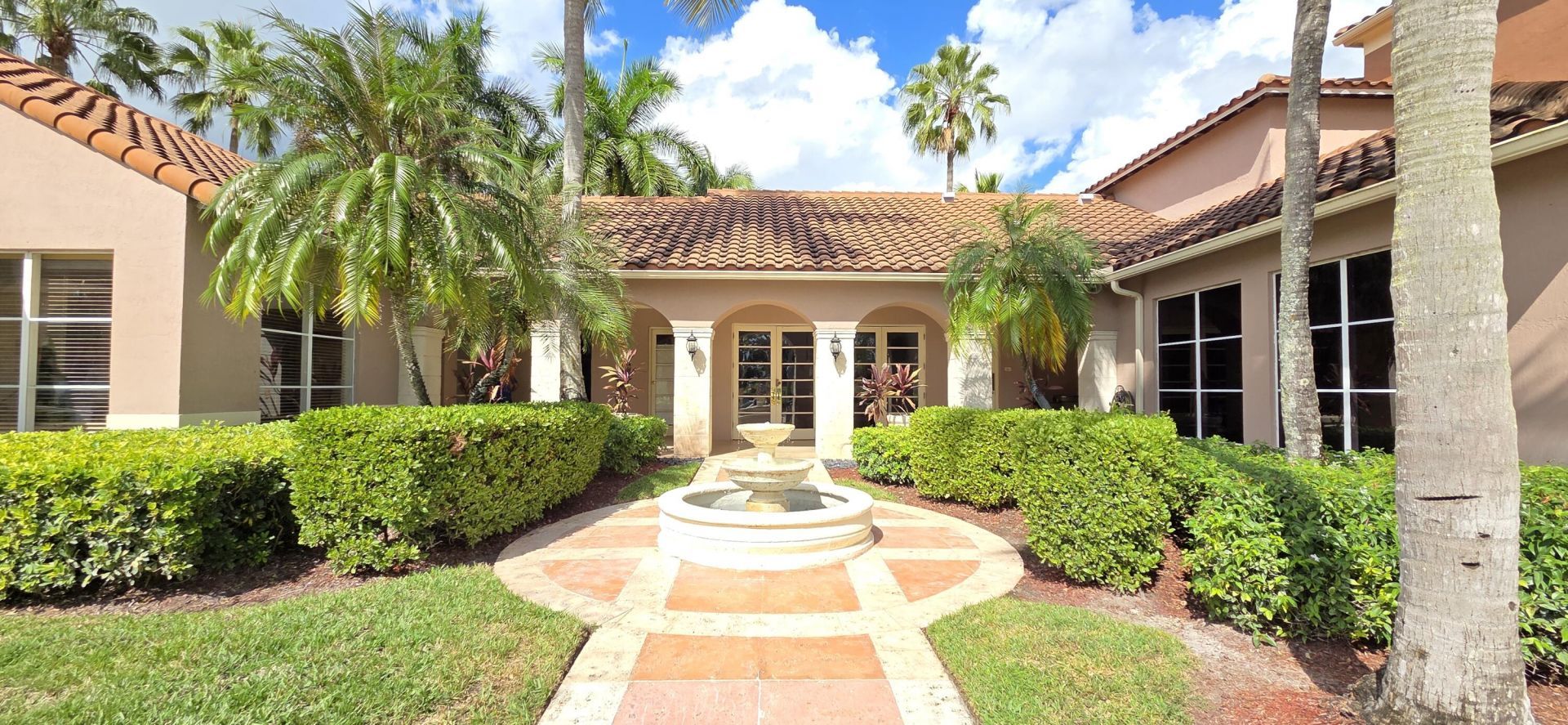 11790 Saint Andrews Place, Unit 302, Wellington, FL 33414 Photo