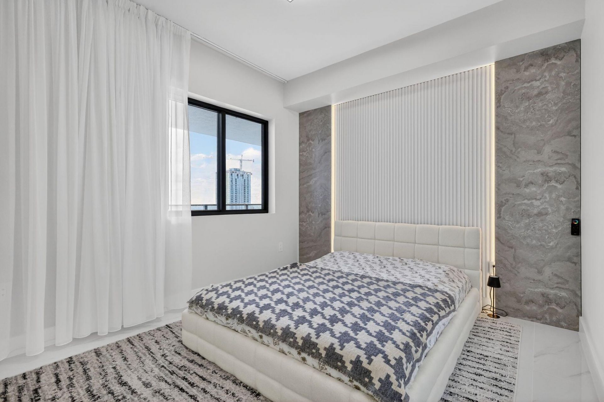 700 NE 24th Street, Unit 3206, Miami, FL 33137 Photo