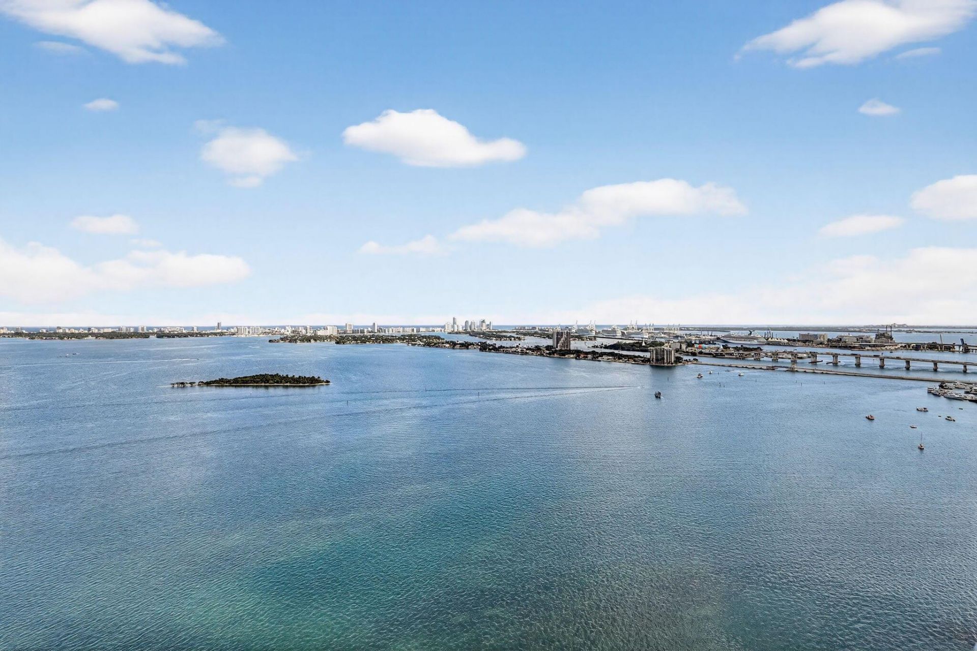 700 NE 24th Street, Unit 3206, Miami, FL 33137 Photo