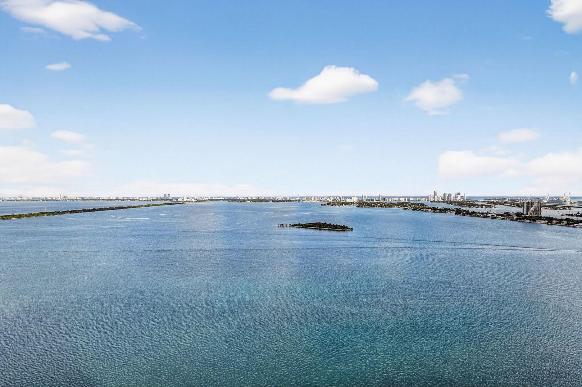 700 NE 24th Street, Unit 3206, Miami, FL 33137 Photo