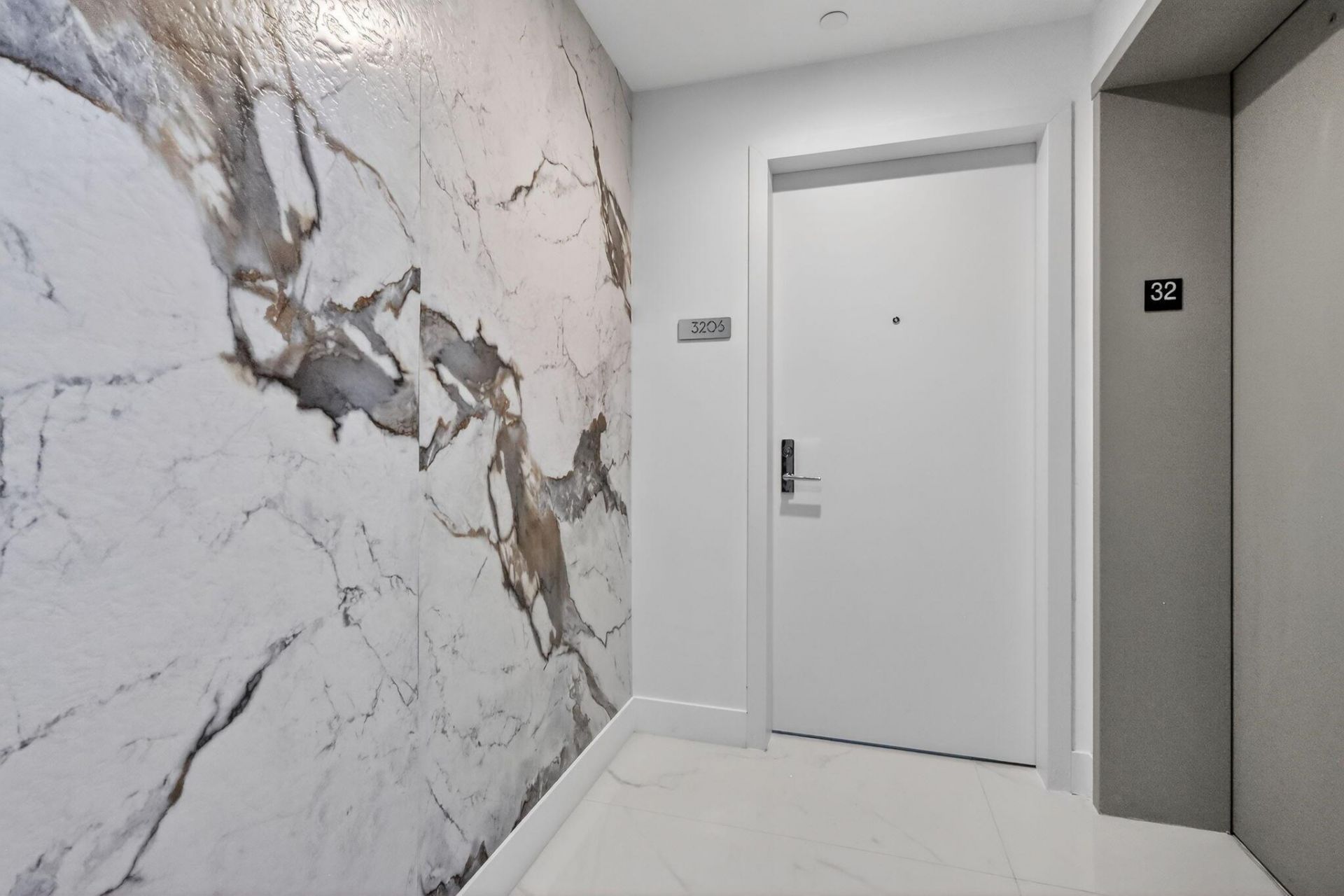 700 NE 24th Street, Unit 3206, Miami, FL 33137 Photo