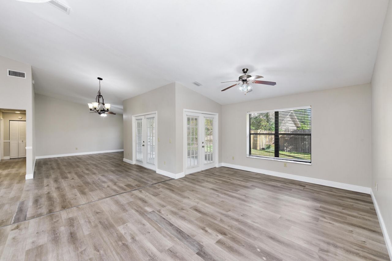 916 Daffodil Drive, Wellington, FL 33414 Photo