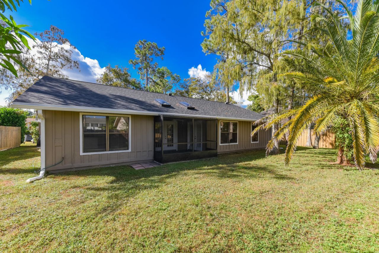 916 Daffodil Drive, Wellington, FL 33414 Photo