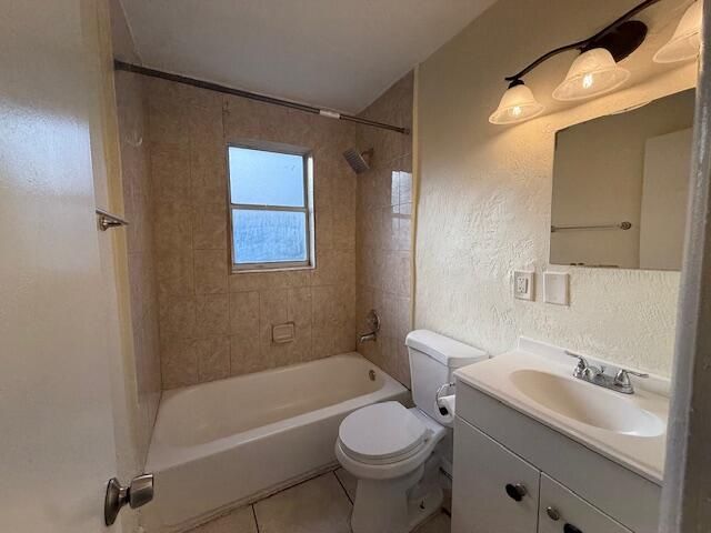 1913 Division Avenue, Unit 201, West Palm Beach, FL 33407 Photo