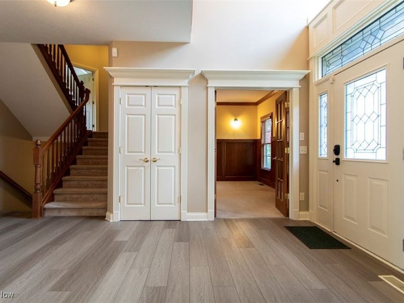 6349 Manor Glen Drive, Medina, OH 44256 Photo 3