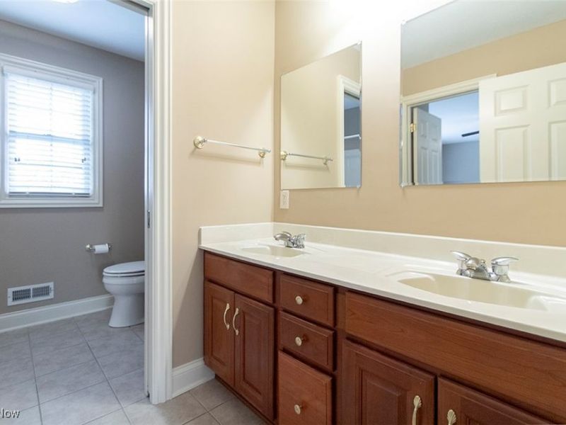 6349 Manor Glen Drive, Medina, OH 44256 Photo 30