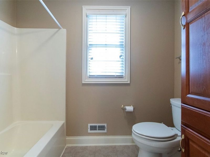 6349 Manor Glen Drive, Medina, OH 44256 Photo 31