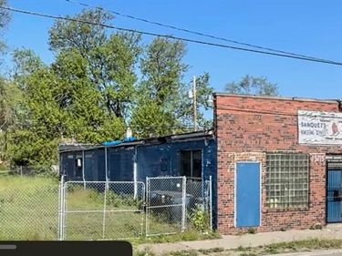 15715 Schaefer Highway, Detroit, MI 48227