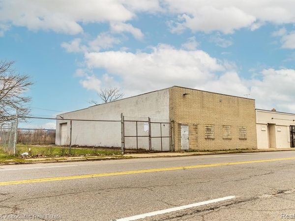 18090 Mount Elliott Street , Detroit, MI 48234