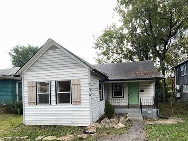 805 S HARDY Avenue, Independence, MO 64053