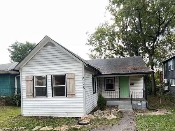 805 S HARDY Avenue, Independence, MO 64053