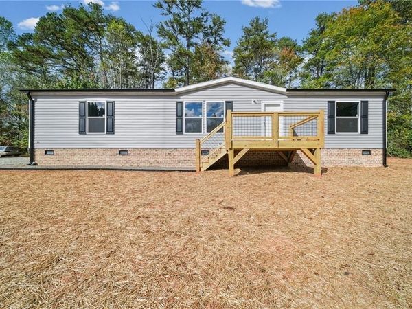 213 Green Walnut Street, Traphill, NC 28685