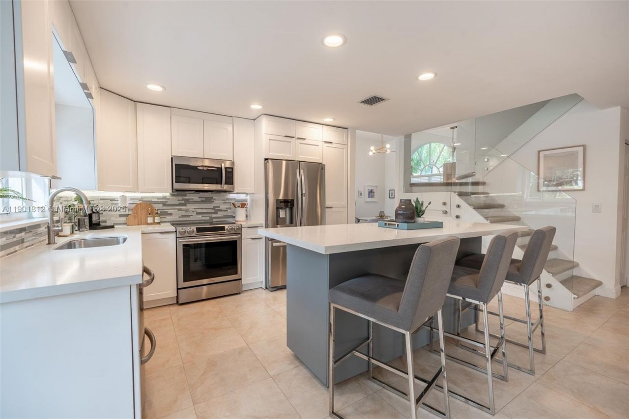 18004 SW 20th St, Miramar, FL 33029 Photo