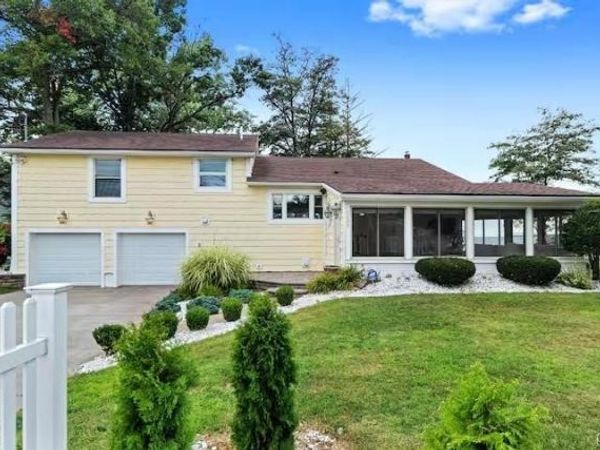 1509 Park Avenue, Sylvan Beach, NY 13157