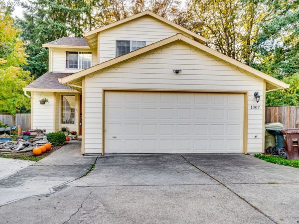 1307 SE 61ST PL, Hillsboro, OR 97123