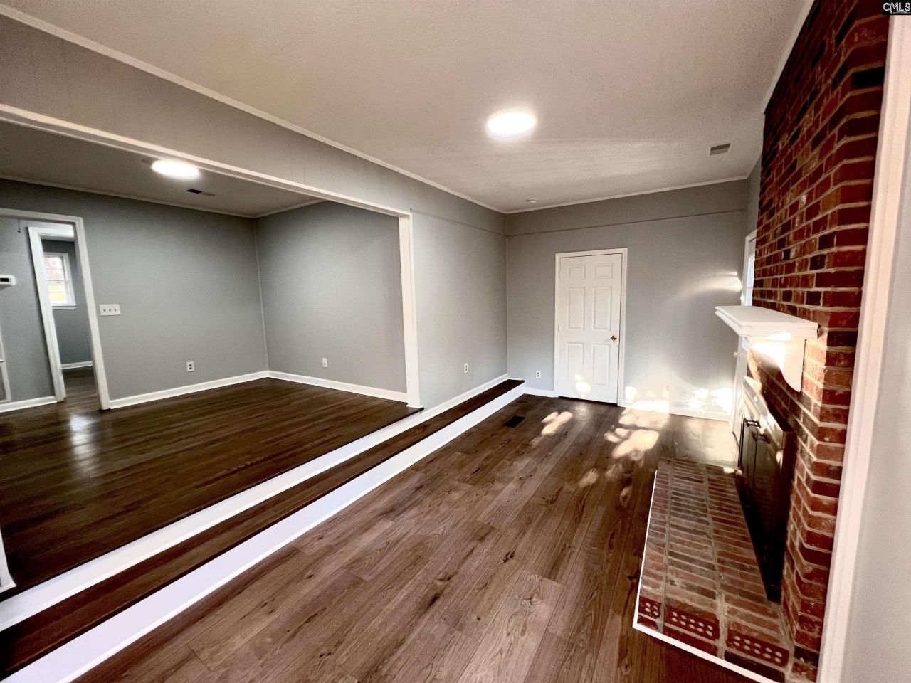 342 Penrose Drive Photo 12