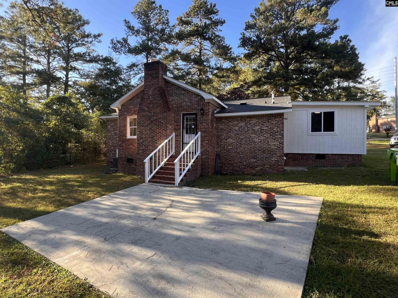 342 Penrose Drive Photo 17