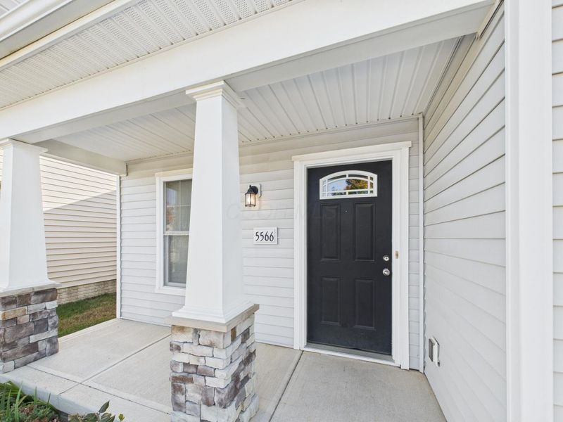 5566 Spring River Avenue, Dublin, OH 43016 Photo 3