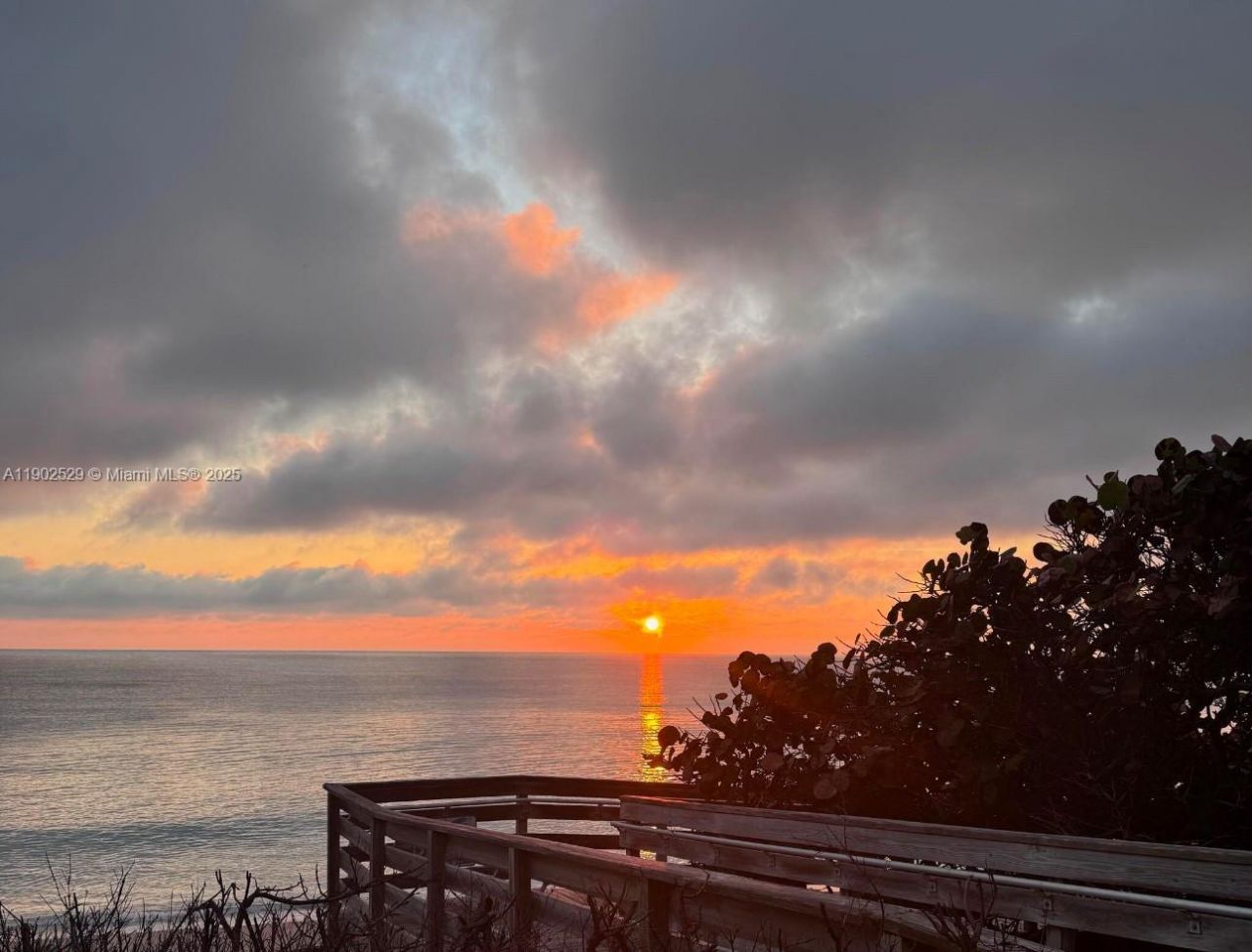 2165 Galleon Dr, Unit G3, Vero Beach, FL 32963 Photo