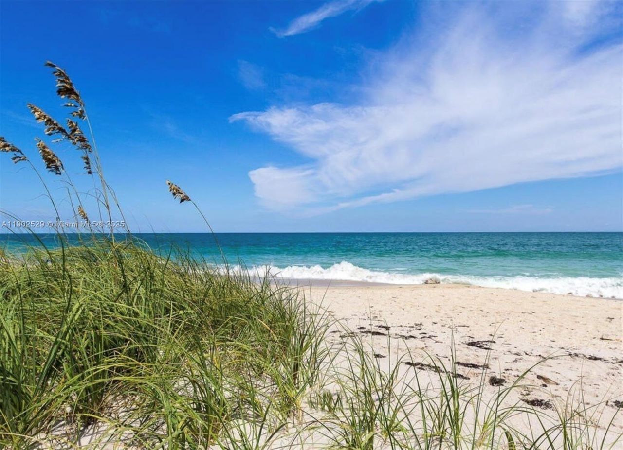 2165 Galleon Dr, Unit G3, Vero Beach, FL 32963 Photo