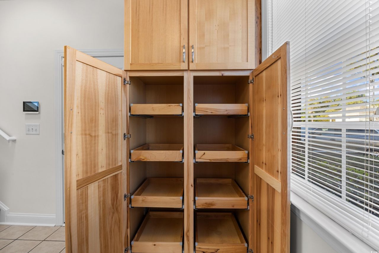 4344 Willoughby Ln. Photo 16