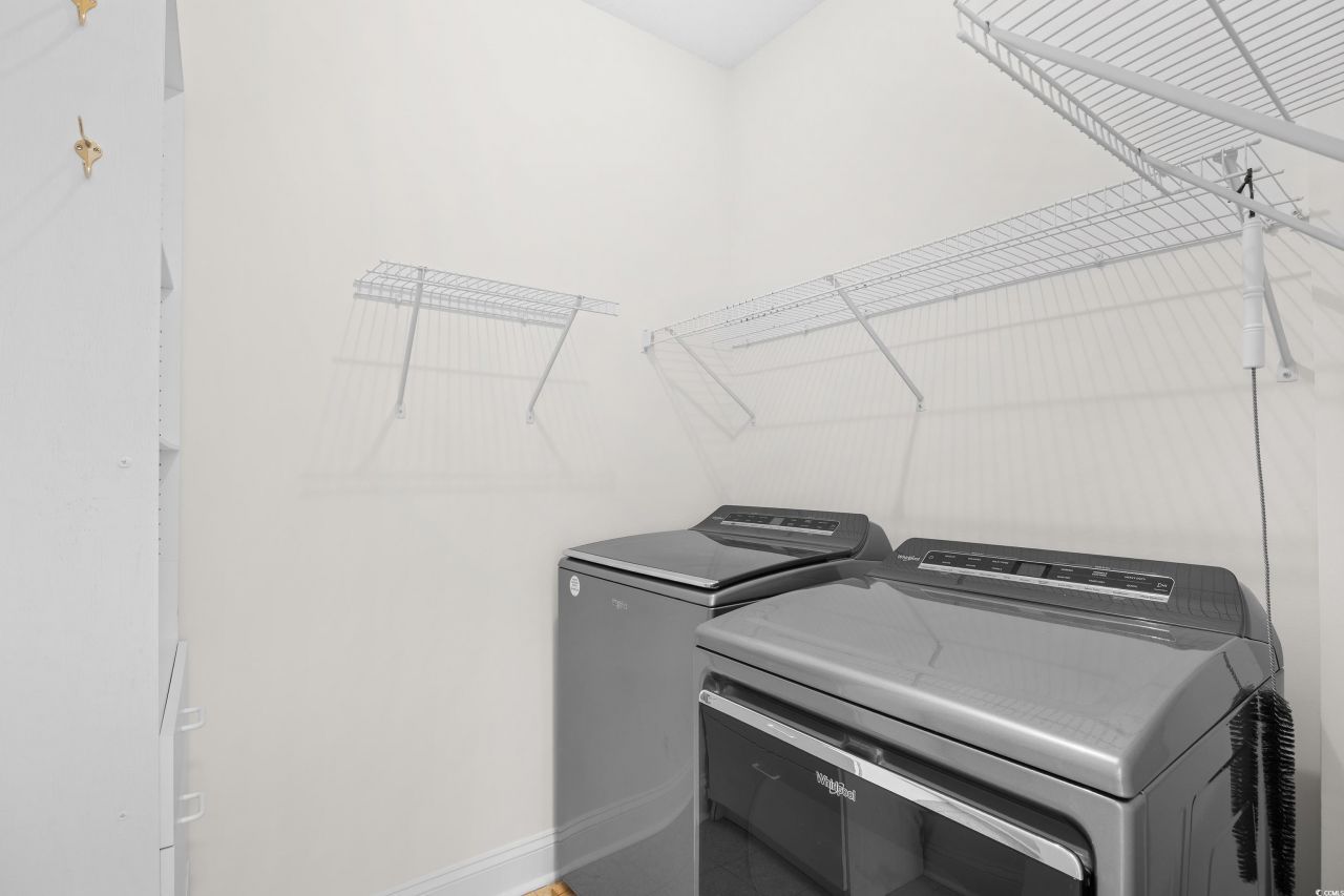 4344 Willoughby Ln. Photo 18