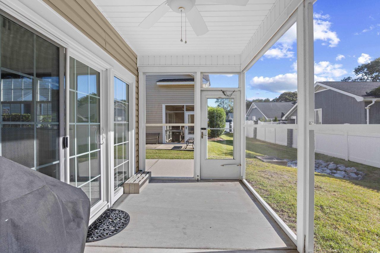 4344 Willoughby Ln. Photo 34