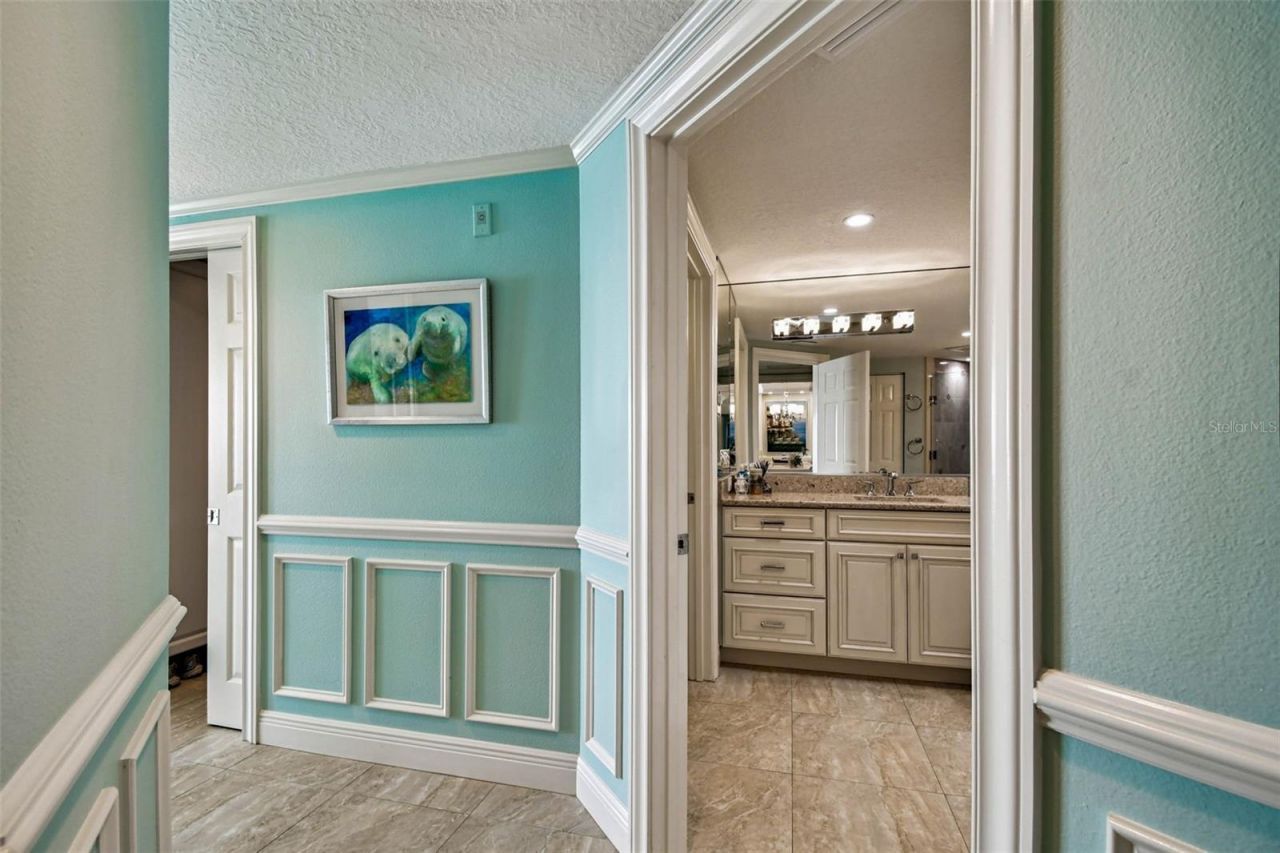 16750 Gulf Boulevard, Unit 315, North Redington Beach, FL 33708 Photo