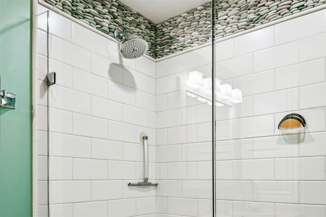 16750 Gulf Boulevard, Unit 315, North Redington Beach, FL 33708 Photo