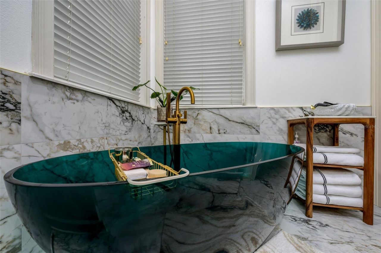 16328 Emerald Cove Drive, Lutz, FL 33549 Photo